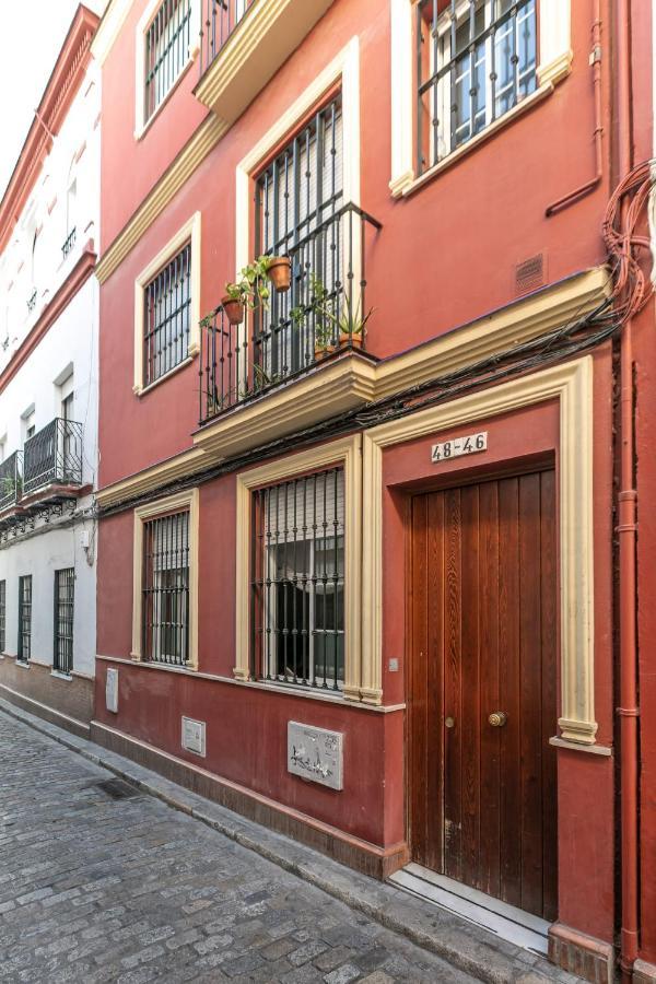 Avanti San Roman, Para Disfrutar Como Un Sevillano Mas Luaran gambar